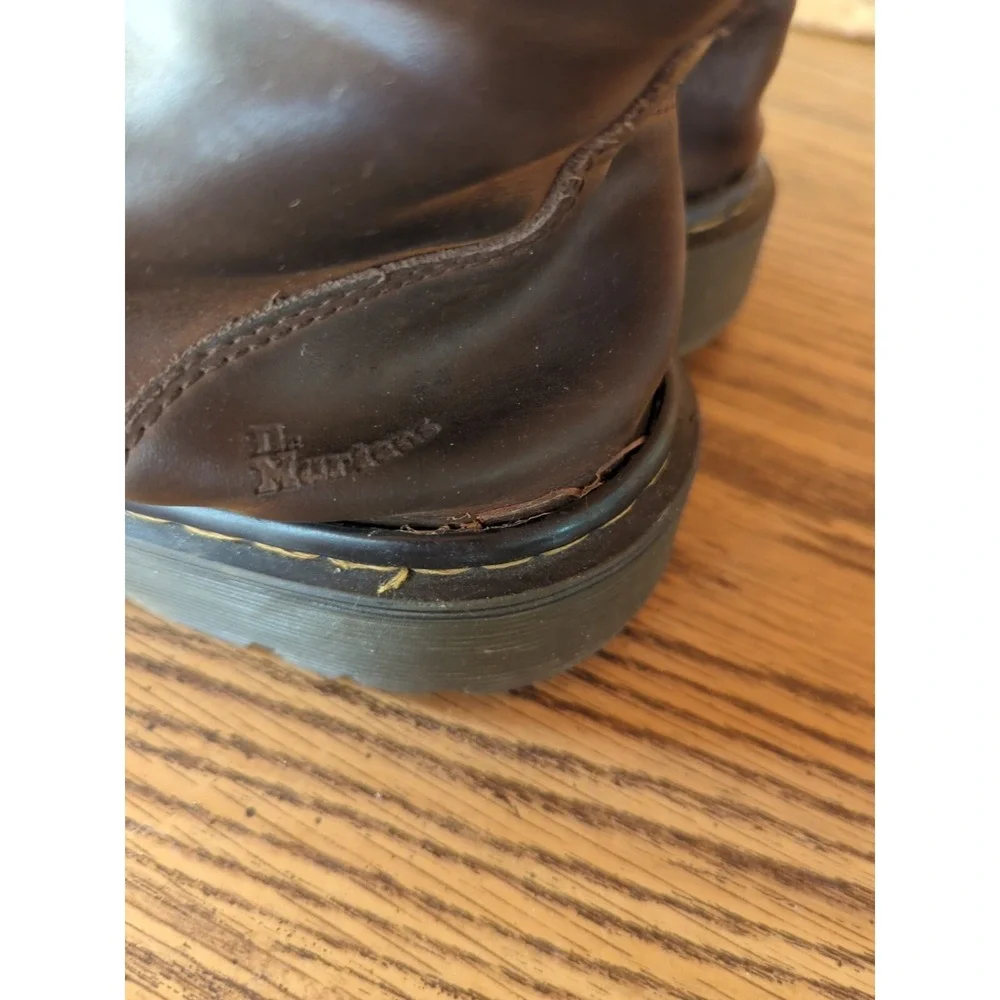Men's Doc Dr. Martens Distressed Leather Brown Ankle Work Play‎ Boots Size 9